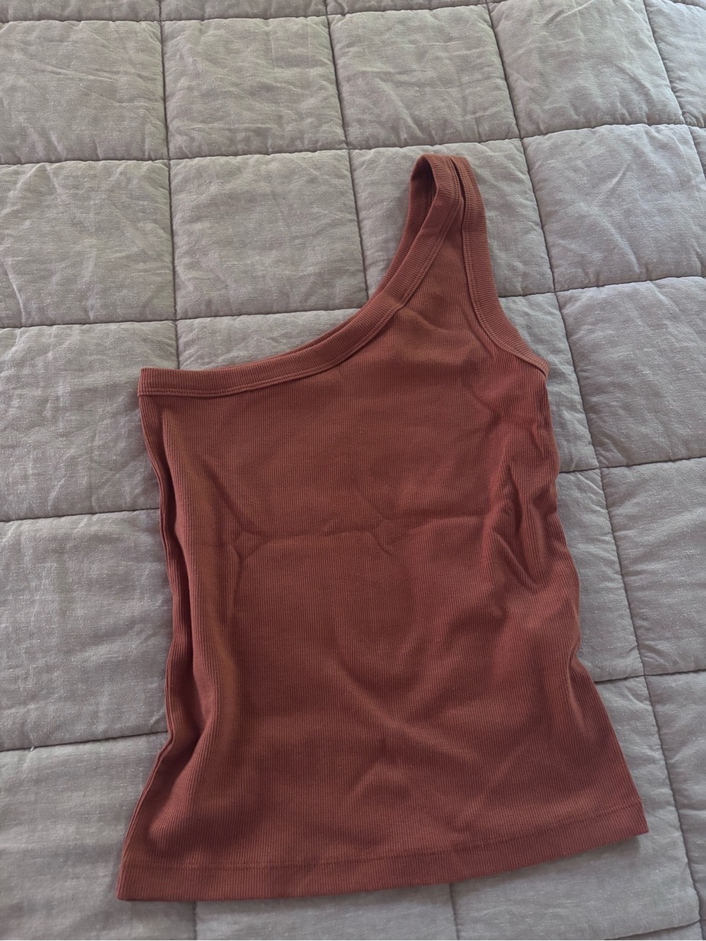 KOTN one shoulder tank
